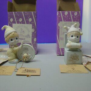 Pair of Precious Moments Symbol of Membership 1990 & 1991 B-0005 & B-0006 Enesco